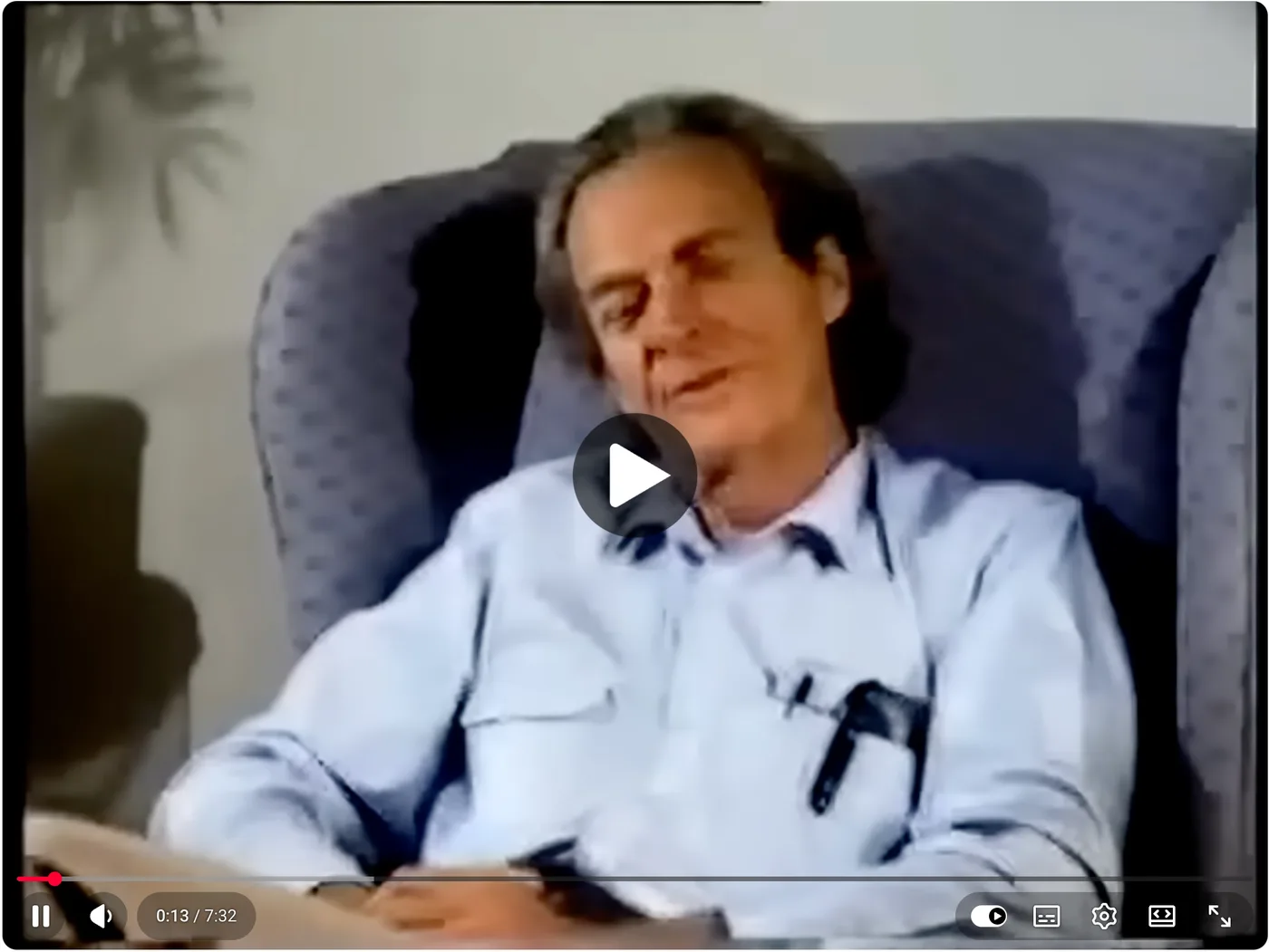 Viewing tip 6.1 See this video of Richard Feynman in which he explains the characteristic of productive questions for trying to understand the working of magnets.